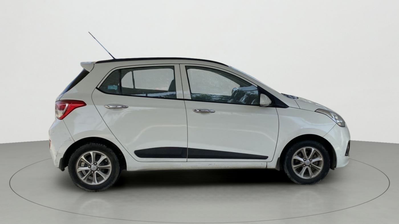 2016 Hyundai Grand i10 ASTA (O) AT 1.2 KAPPA VTVT, Petrol, Automatic, 51,520 km, Right Side View