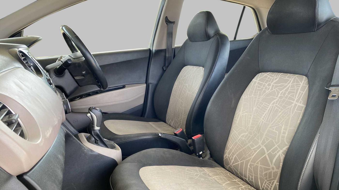 2016 Hyundai Grand i10 ASTA (O) AT 1.2 KAPPA VTVT, Petrol, Automatic, 51,520 km, Right Side Front Door Cabin