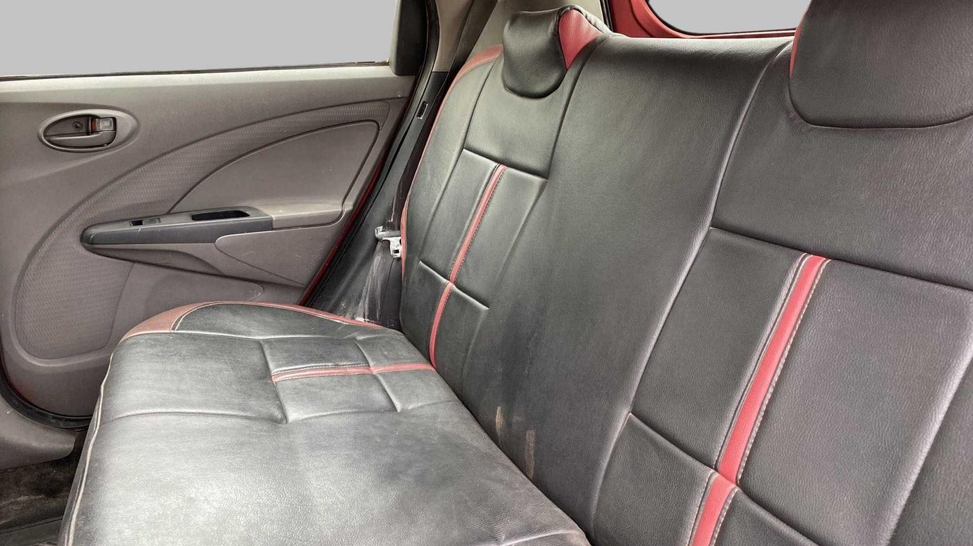 2011 Toyota Etios Liva G, Petrol, Manual, 55,314 km, Right Side Rear Door Cabin