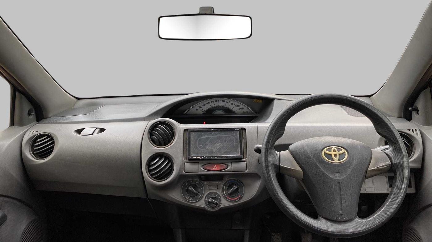 2011 Toyota Etios Liva G, Petrol, Manual, 55,314 km, Dashboard