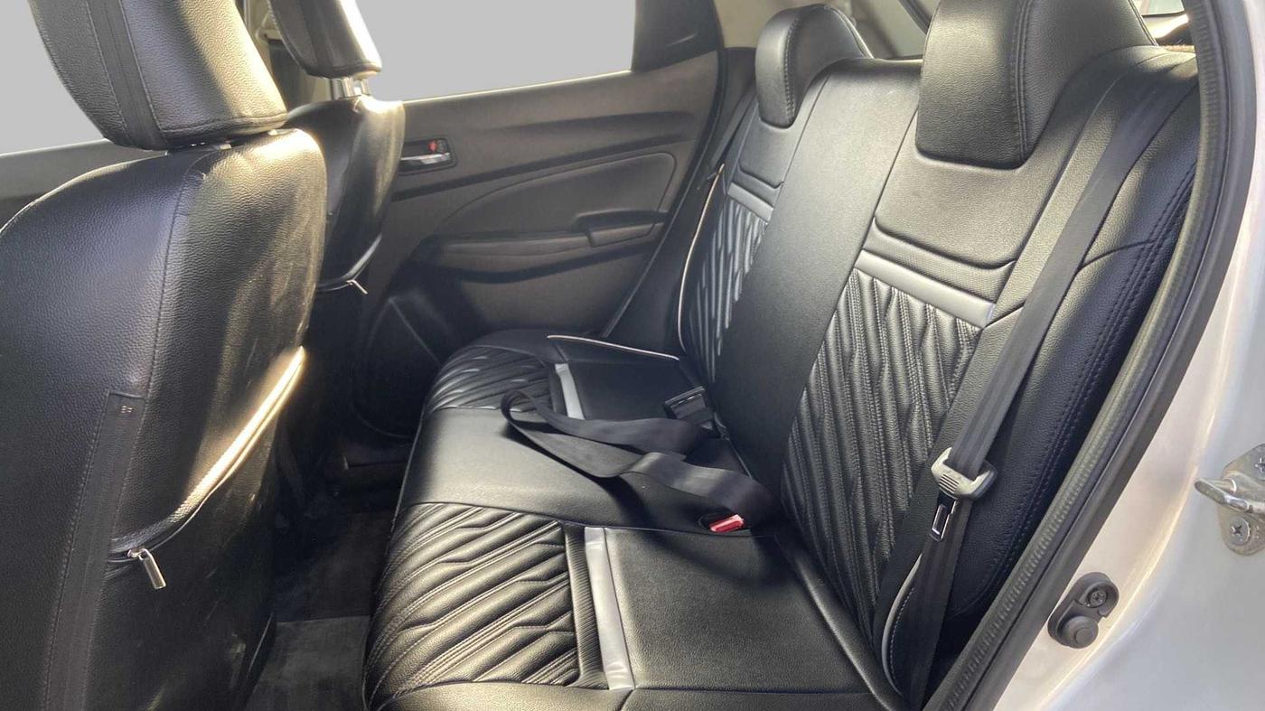 2020 Maruti Swift VXI, Petrol, Manual, 1,06,925 km, Right Side Rear Door Cabin