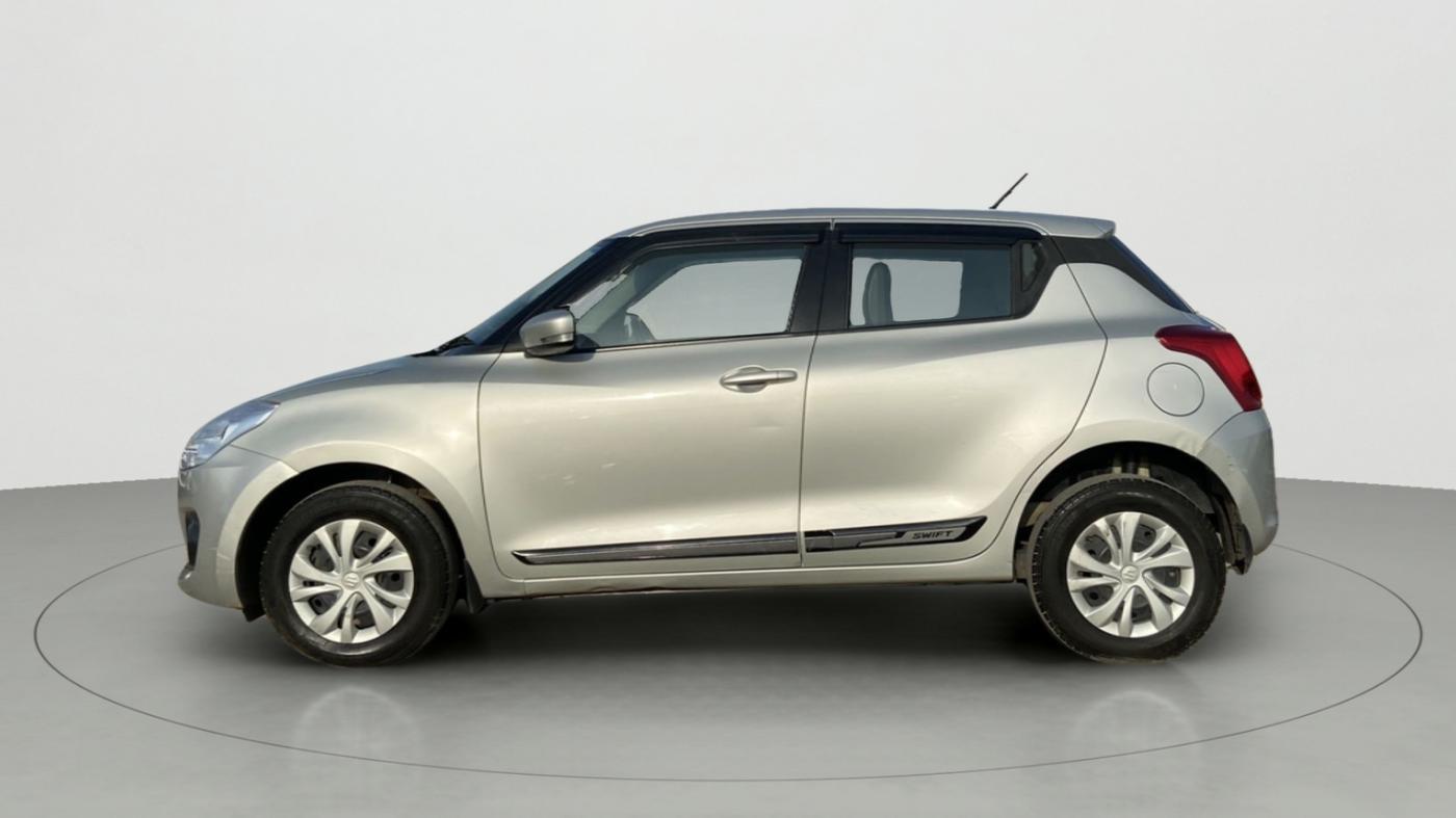 2020 Maruti Swift VXI, Petrol, Manual, 1,06,925 km, Left Side
