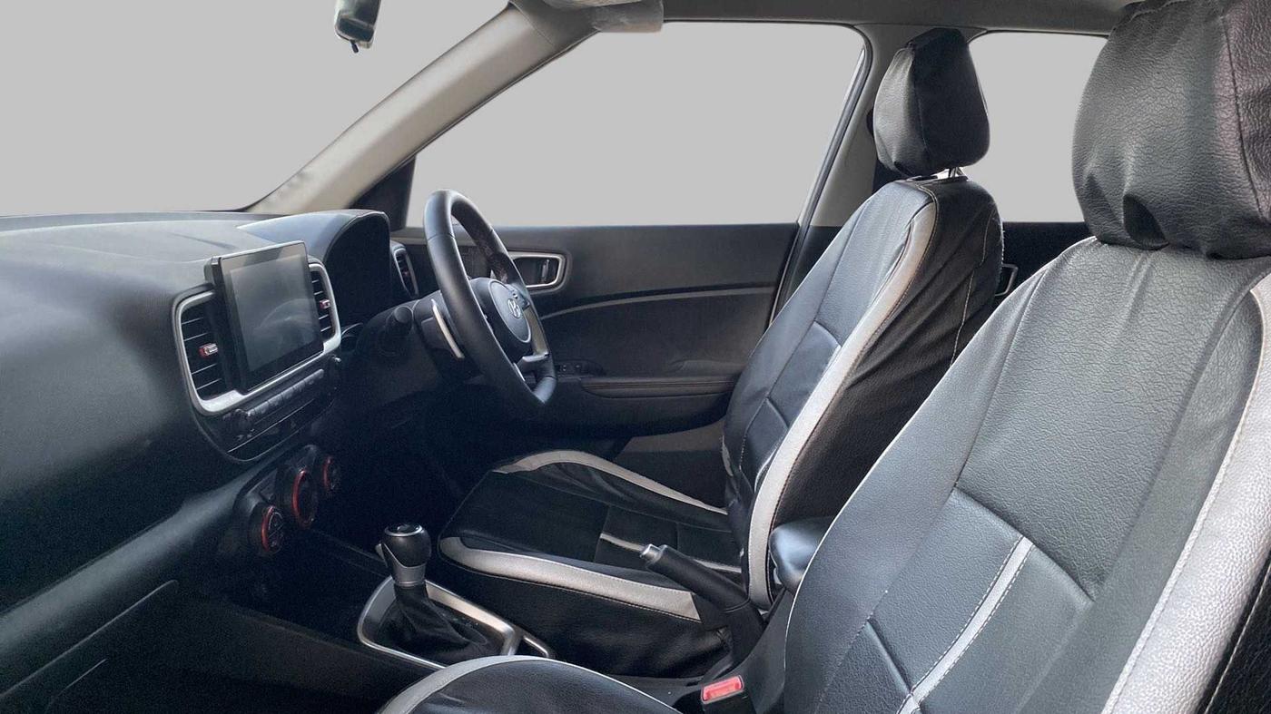 2021 Hyundai VENUE SX PLUS 1.0 TURBO DCT DUAL TONE, Petrol, Automatic, 42,346 km, Right Side Front Door Cabin