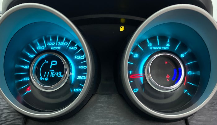 2017 Mahindra XUV500 W10 AT, Diesel, Automatic, 1,11,649 km, Odometer Image