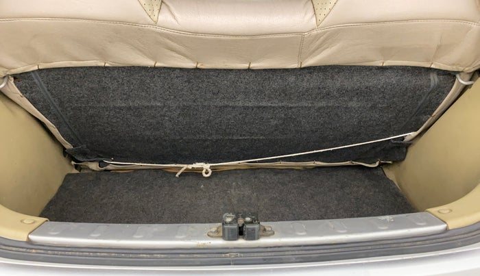 2013 Honda Brio E MT, Petrol, Manual, 1,01,340 km, Boot Inside