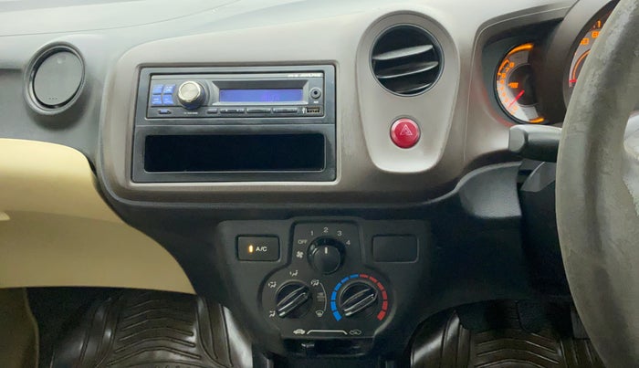 2013 Honda Brio E MT, Petrol, Manual, 1,01,340 km, Air Conditioner