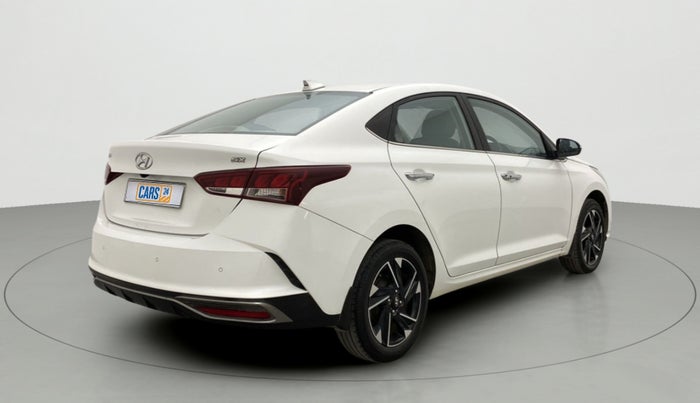 2020 Hyundai Verna SX (O) 1.5 CRDI AT, Diesel, Automatic, 33,806 km, Right Back Diagonal