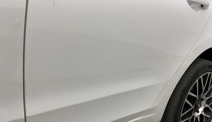 2020 Hyundai Elite i20 SPORTZ PLUS 1.2, Petrol, Manual, 49,087 km, Rear left door - Minor scratches