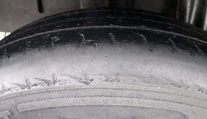 2019 Renault TRIBER 1.0 RXZ, Petrol, Manual, 59,272 km, Right Rear Tyre Tread