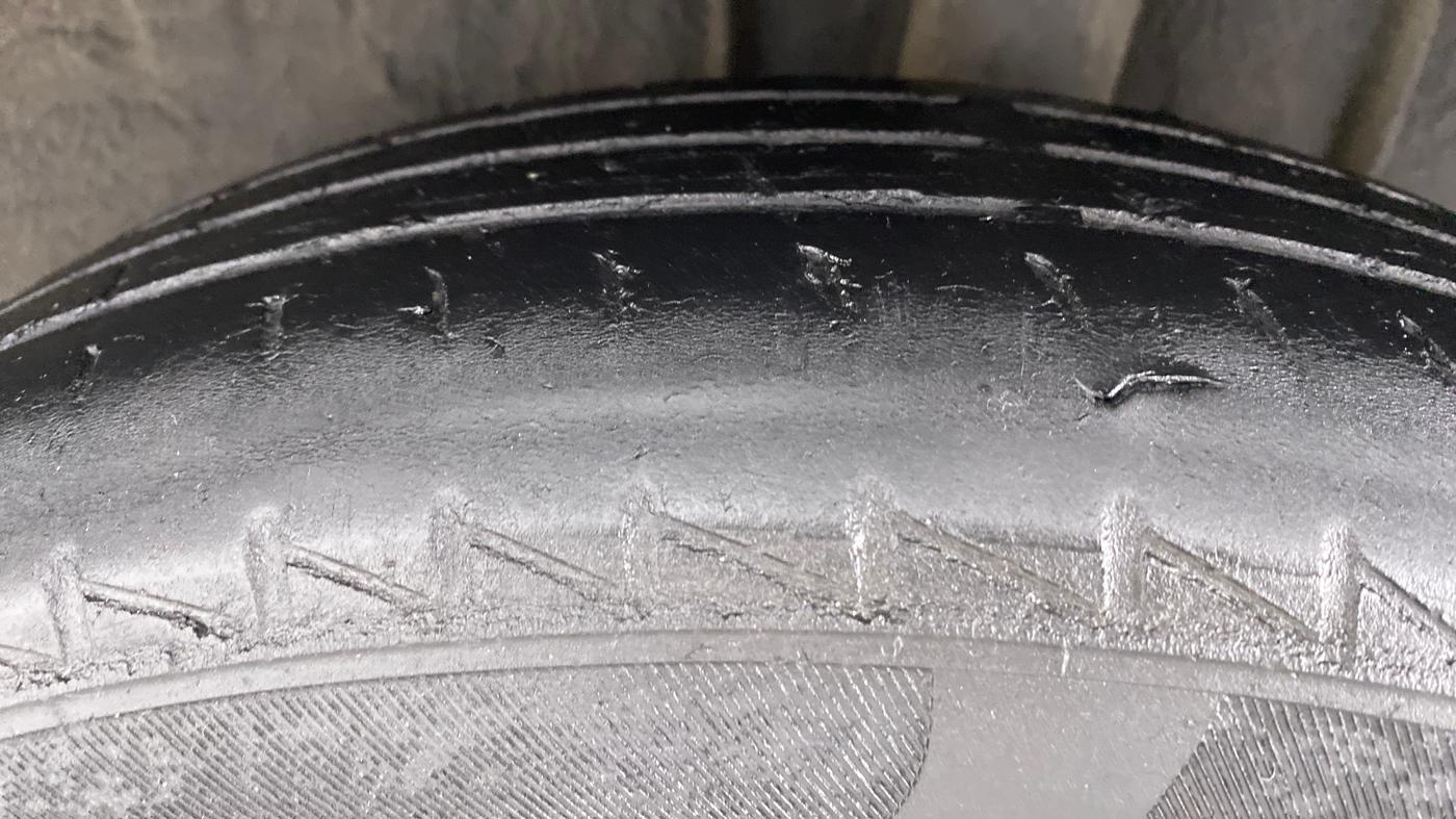 2019 Renault TRIBER 1.0 RXZ, Petrol, Manual, 59,272 km, Left Rear Tyre Tread