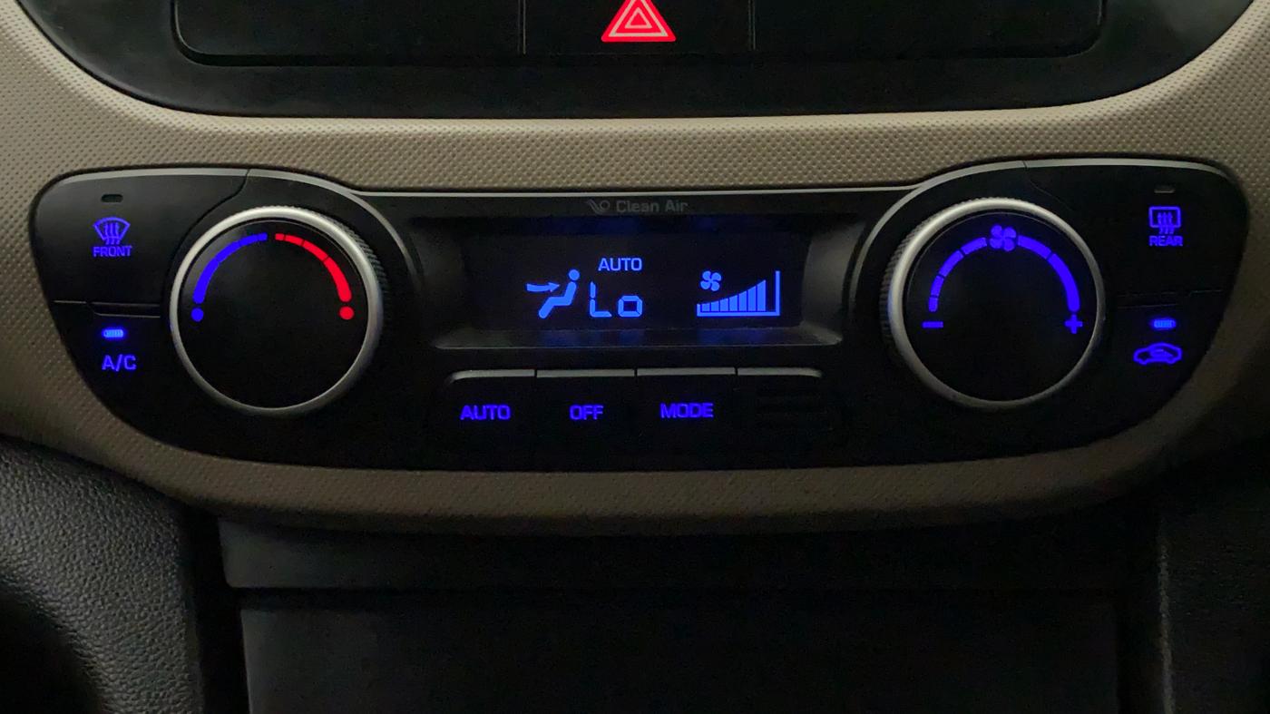 2015 Hyundai Xcent SX 1.2 (O), Petrol, Manual, 60,719 km, Automatic Climate Control