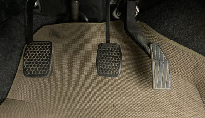 2018 Maruti Alto K10 VXI P, Petrol, Manual, 23,281 km, Pedals