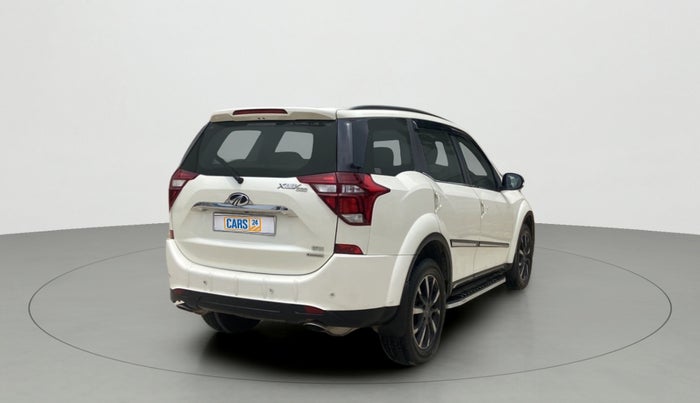 2019 Mahindra XUV500 W11 (O) AT, Diesel, Automatic, 11,105 km, Right Back Diagonal