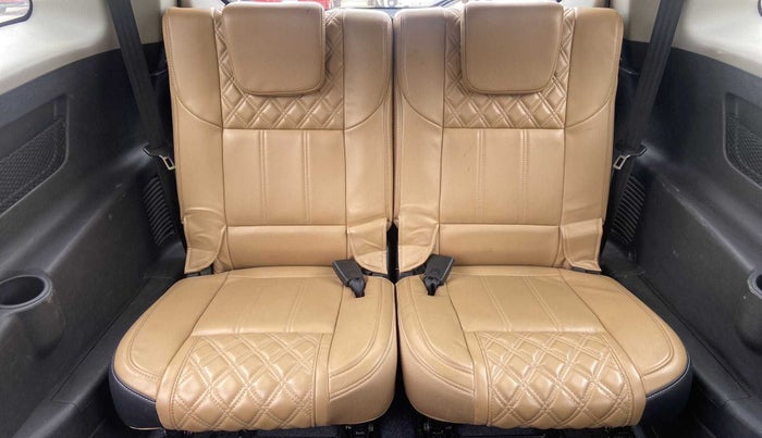 2019 Mahindra XUV500 W11 (O) AT, Diesel, Automatic, 11,105 km, Third Seat Row ( optional )