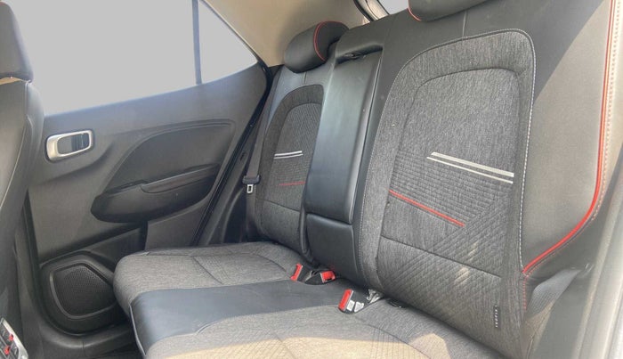 2020 Hyundai VENUE SX 1.0 (O) TURBO IMT DUAL TONE, Petrol, Manual, 48,553 km, Right Side Rear Door Cabin
