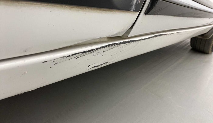 2019 Maruti Baleno DELTA PETROL 1.2, Petrol, Manual, 1,05,614 km, Right running board - Minor scratches