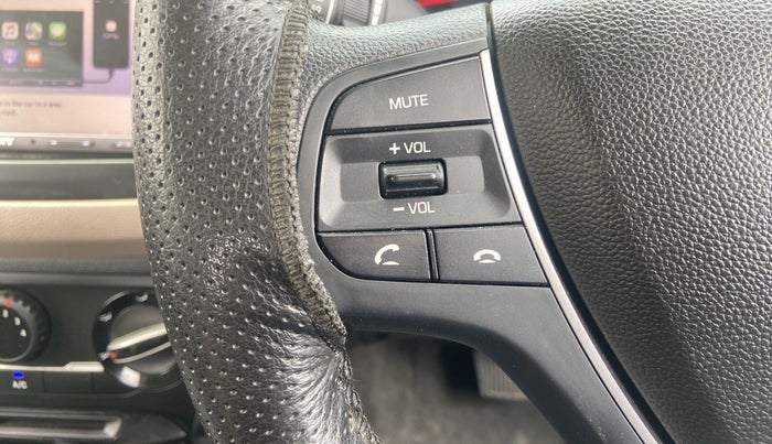 2018 Hyundai Elite i20 MAGNA EXECUTIVE CVT, Petrol, Automatic, 29,471 km, Steering wheel - Sound system control not functional