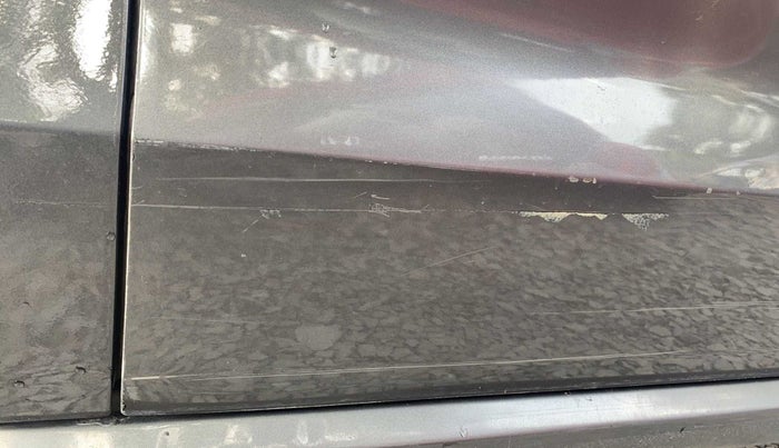 2011 Volkswagen Polo COMFORTLINE 1.2L PETROL, Petrol, Manual, 56,942 km, Driver-side door - Weather strip has minor damage