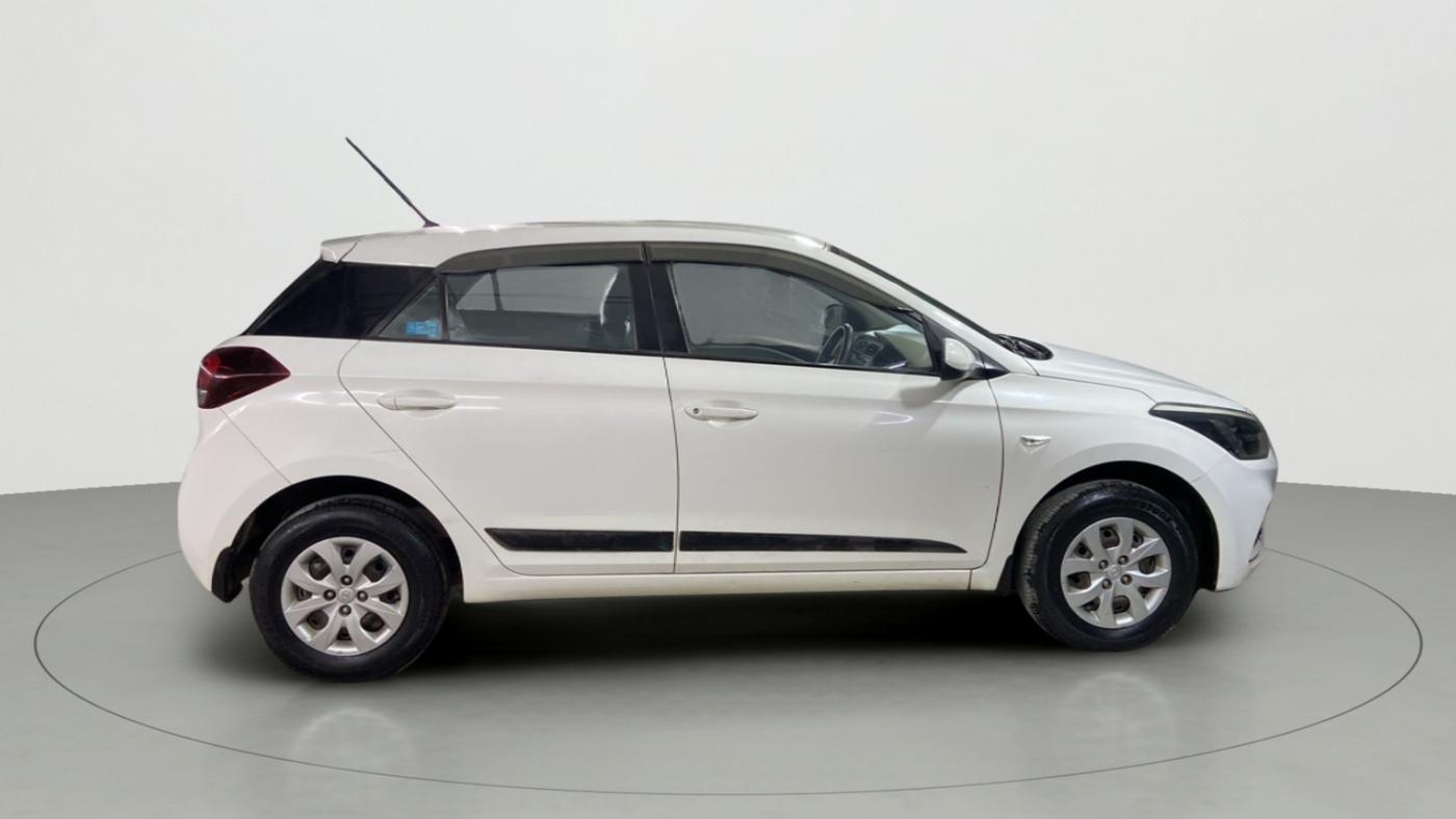 2018 Hyundai Elite i20 MAGNA EXECUTIVE 1.2, Petrol, Manual, 14,362 km, Right Side View