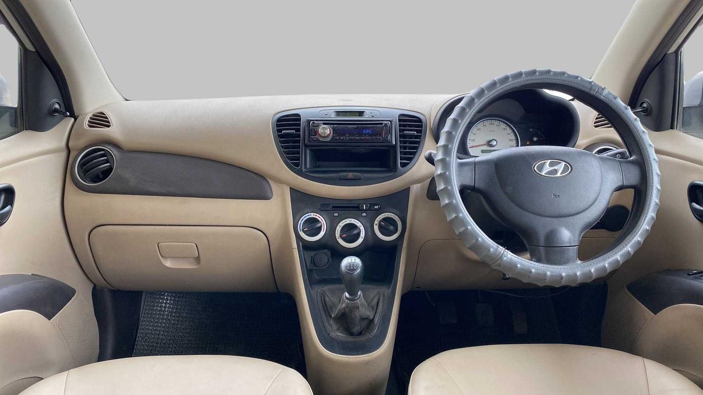 2010 Hyundai i10 MAGNA 1.2, Petrol, Manual, 61,339 km, Dashboard