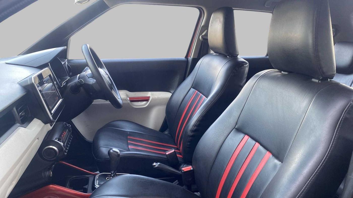 2018 Maruti IGNIS ALPHA 1.2 AMT DUAL TONE, Petrol, Automatic, 74,140 km, Right Side Front Door Cabin