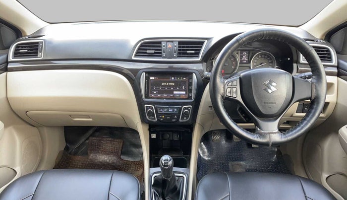 2016 Maruti Ciaz ZXI+, Petrol, Manual, 72,472 km, Dashboard