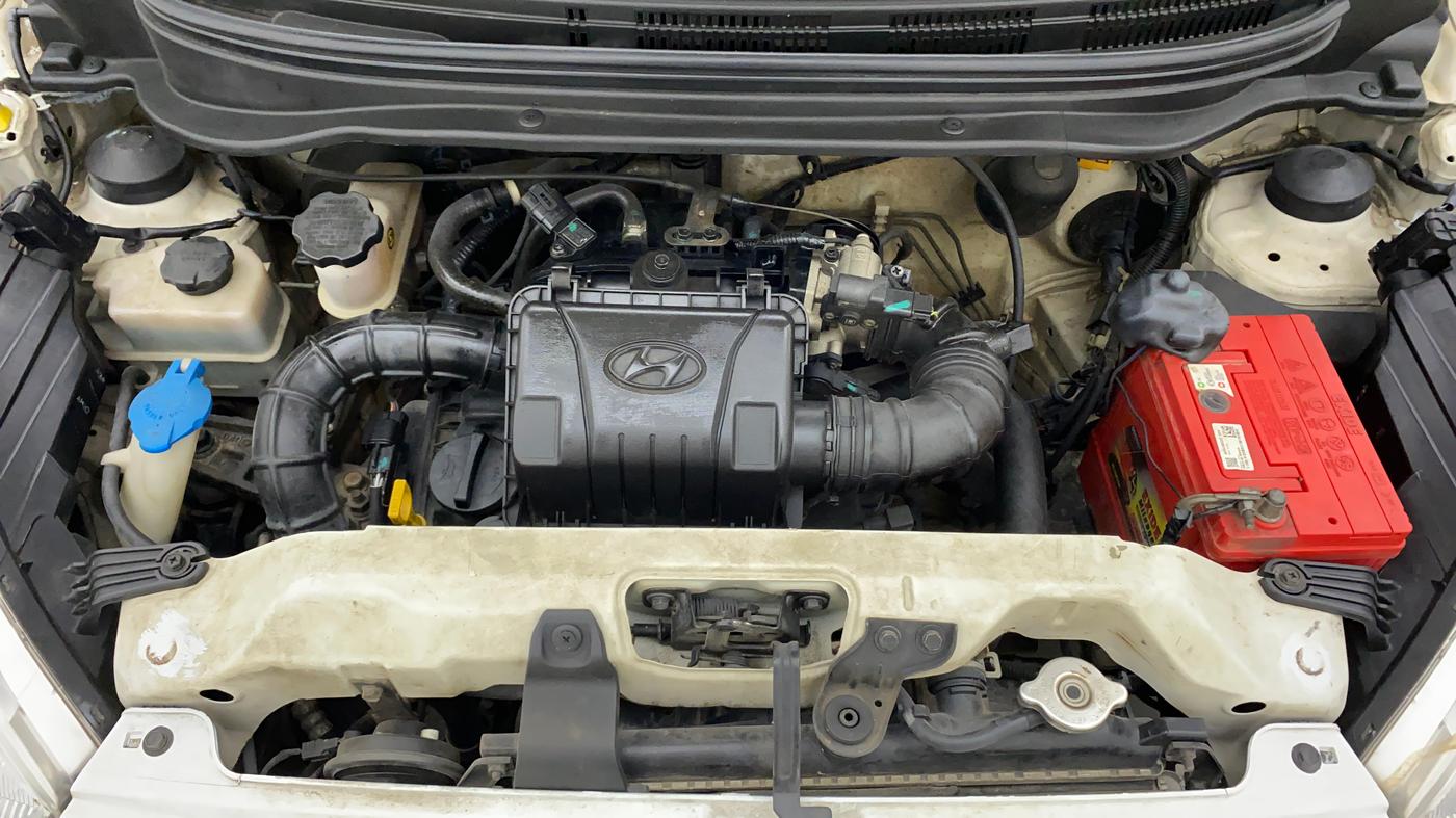 2016 Hyundai Eon ERA PLUS (O), Petrol, Manual, 52,995 km, Open Bonet