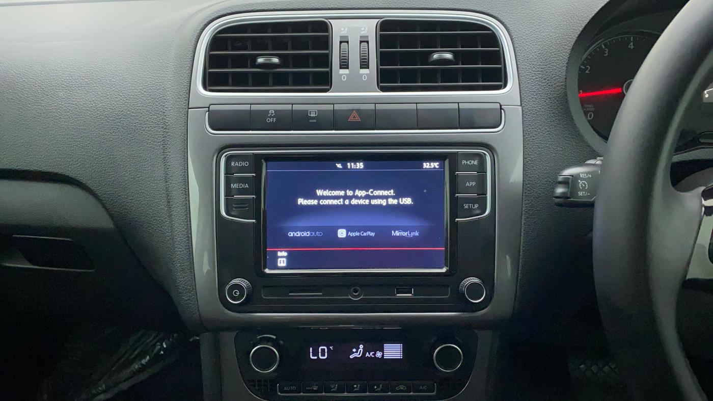 2021 Volkswagen Polo HIGHLINE PLUS 1.0L TSI AT, Petrol, Automatic, 13,390 km, Air Conditioner
