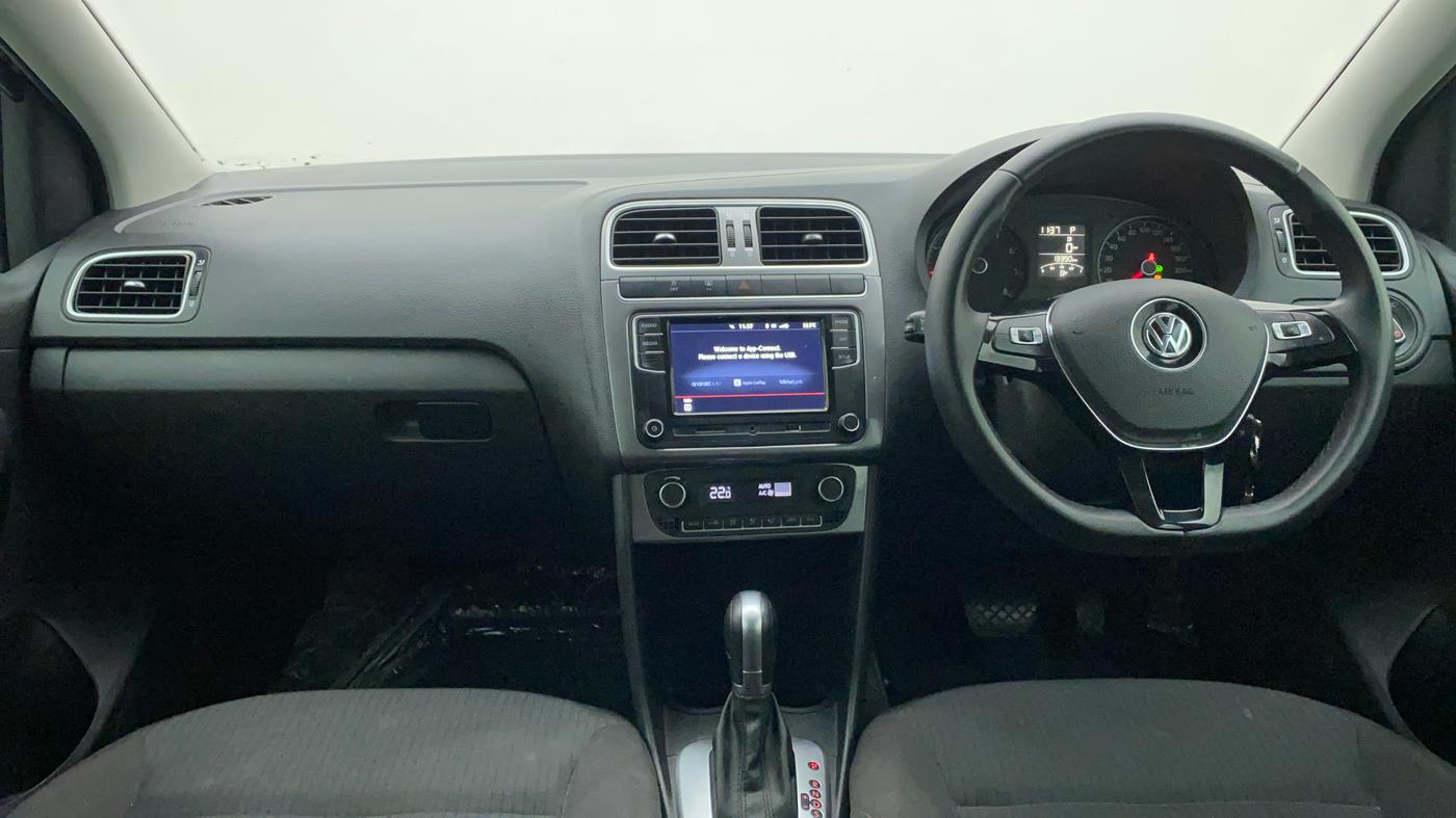 2021 Volkswagen Polo HIGHLINE PLUS 1.0L TSI AT, Petrol, Automatic, 13,390 km, Dashboard