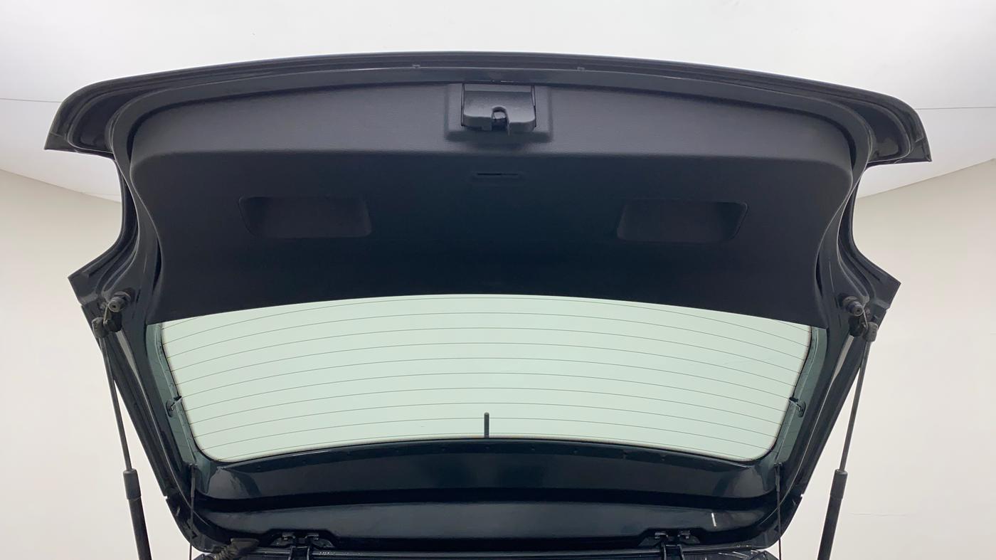 2021 Volkswagen Polo HIGHLINE PLUS 1.0L TSI AT, Petrol, Automatic, 13,390 km, Boot Door Open