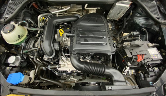 2021 Volkswagen Polo HIGHLINE PLUS 1.0L TSI AT, Petrol, Automatic, 13,390 km, Open Bonet