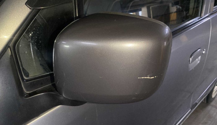 2015 Maruti Wagon R 1.0 VXI, Petrol, Manual, 43,349 km, Left rear-view mirror - Minor scratches