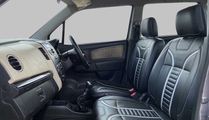2017 Maruti Wagon R 1.0 VXI+, Petrol, Manual, 94,753 km, Right Side Front Door Cabin