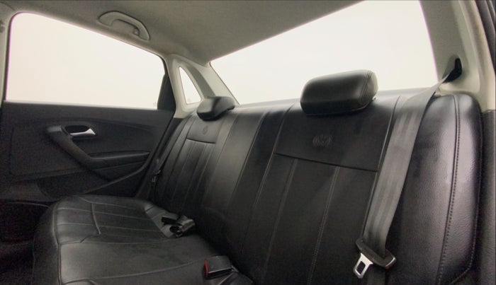 2019 Volkswagen Ameo COMFORTLINE 1.0L, Petrol, Manual, 1,19,544 km, Right Side Rear Door Cabin