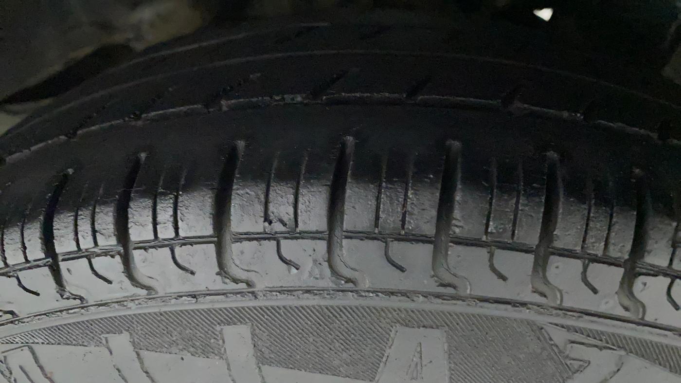 2015 Hyundai Eon ERA +, Petrol, Manual, 75,307 km, Left Rear Tyre Tread