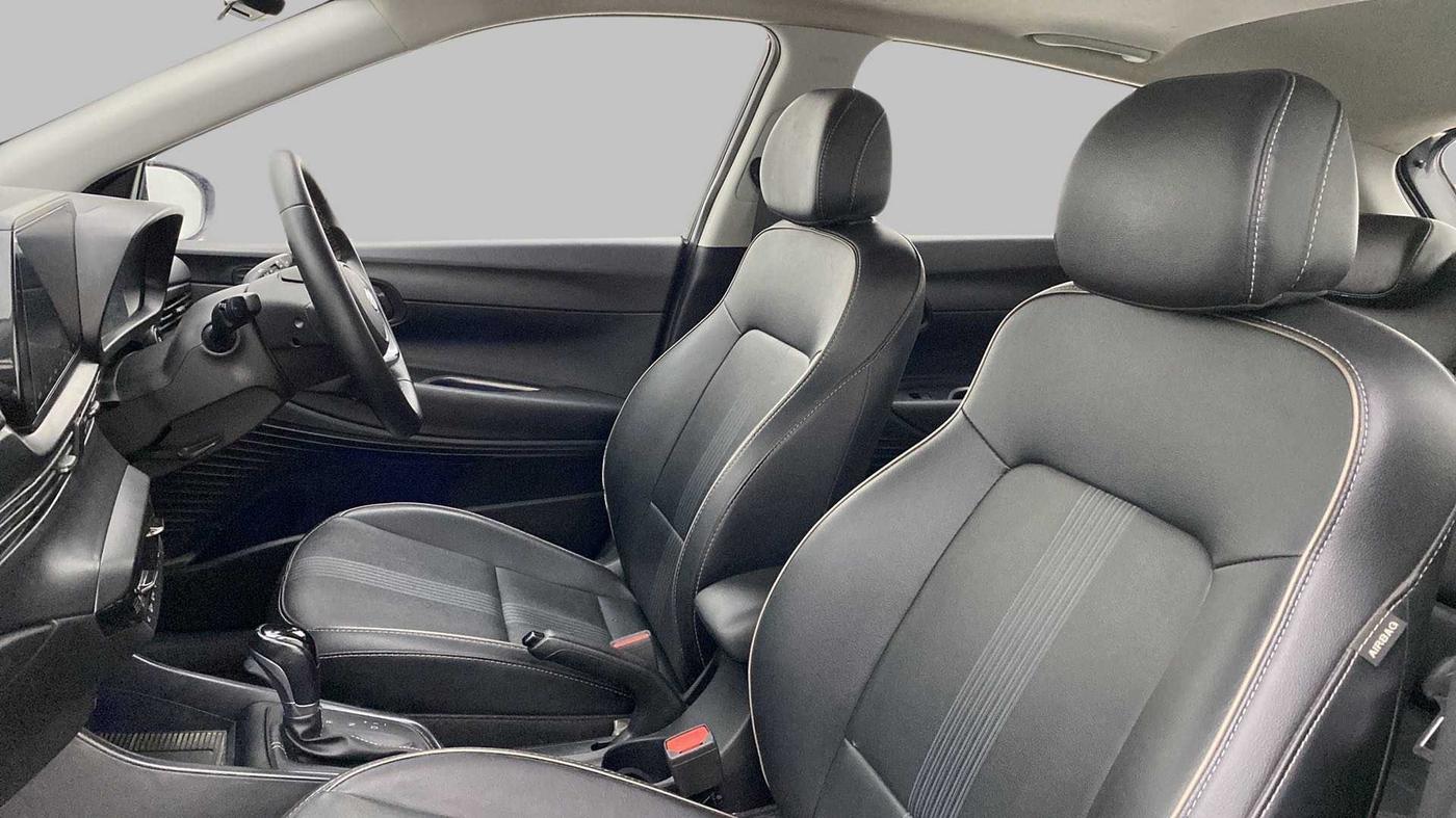 2021 Hyundai NEW I20 ASTA (O) 1.0 TURBO GDI DCT, Petrol, Automatic, 29,897 km, Right Side Front Door Cabin