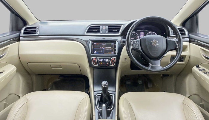 2016 Maruti Ciaz ZXI, Petrol, Manual, 66,149 km, Dashboard