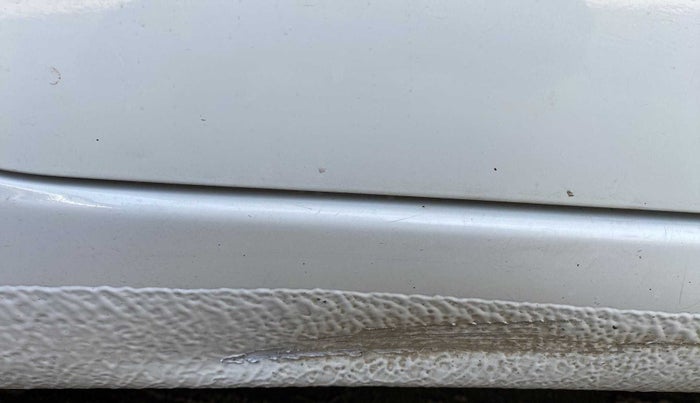 2018 Maruti Ertiga VDI SHVS, Diesel, Manual, 68,586 km, Right running board - Slightly dented