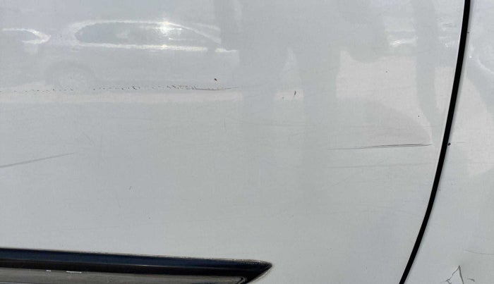 2018 Maruti Ertiga VDI SHVS, Diesel, Manual, 68,586 km, Driver-side door - Slightly dented
