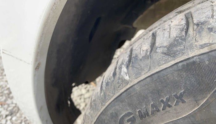 2018 Maruti Swift VXI, Petrol, Manual, 47,004 km, Left fender - Lining loose