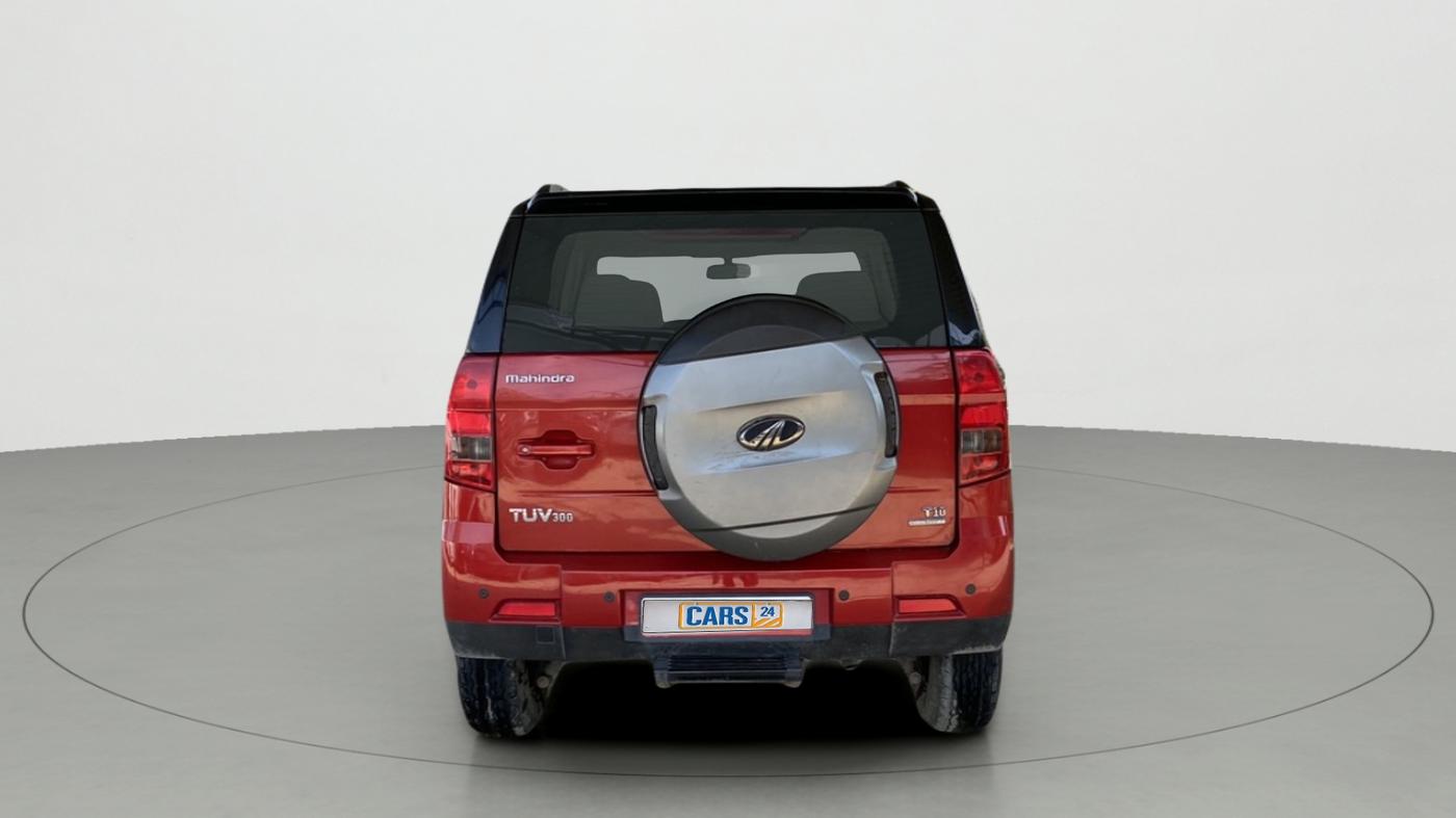 2018 Mahindra TUV300 T10 AMT DUAL TONE, Diesel, Automatic, 36,242 km, Back/Rear