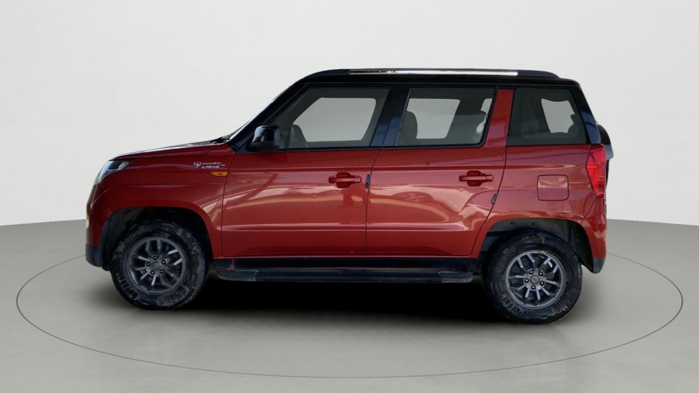 2018 Mahindra TUV300 T10 AMT DUAL TONE, Diesel, Automatic, 36,242 km, Left Side