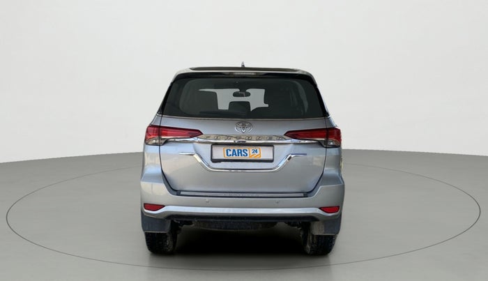 2018 Toyota Fortuner 2.8 4X2 AT, Diesel, Automatic, 29,486 km, Back/Rear