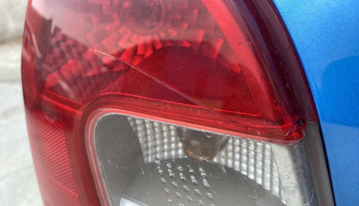 2015 Maruti Celerio VXI CNG, CNG, Manual, 80,581 km, Left tail light - Minor damage