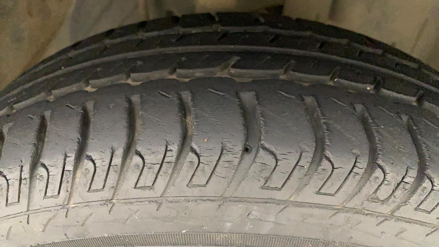 2018 Datsun Go Plus T, Petrol, Manual, 12,169 km, Right Front Tyre Tread
