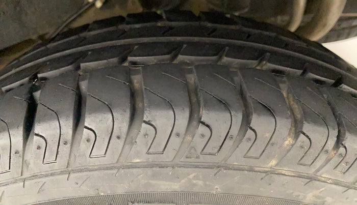 2018 Datsun Go Plus T, Petrol, Manual, 12,169 km, Left Rear Tyre Tread