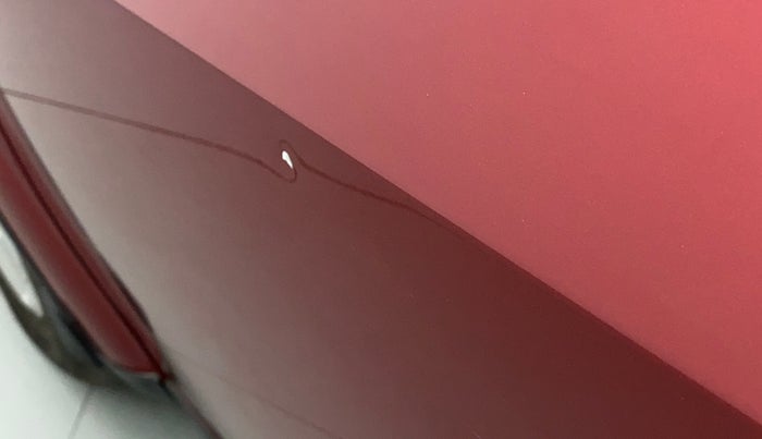 2018 Mahindra XUV500 W7, Diesel, Manual, 57,411 km, Front passenger door - Slightly dented