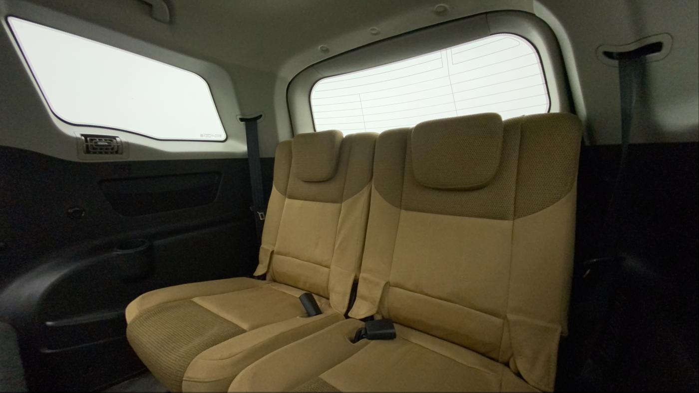 2018 Mahindra XUV500 W7, Diesel, Manual, 57,411 km, Third Seat Row ( optional )
