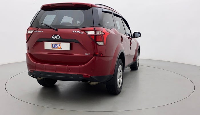 2018 Mahindra XUV500 W7, Diesel, Manual, 57,411 km, Right Back Diagonal
