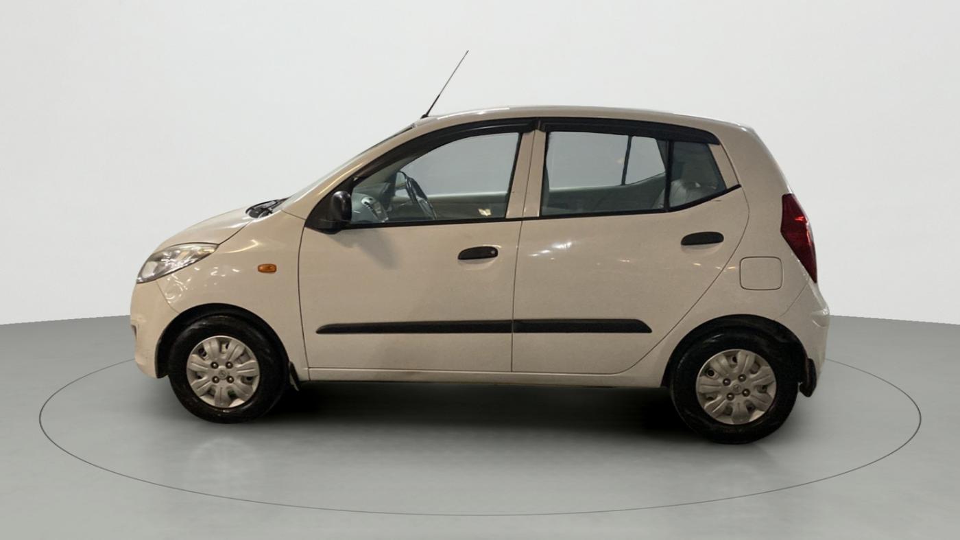 2014 Hyundai i10 MAGNA 1.1, Petrol, Manual, 97,833 km, Left Side